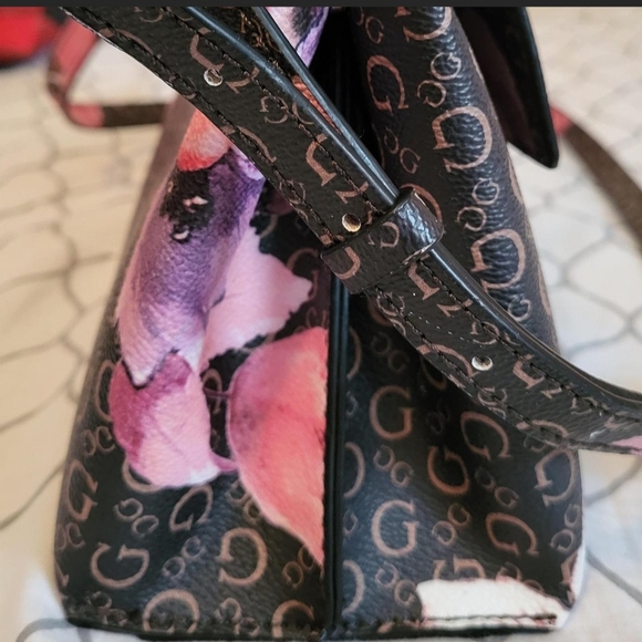 Guess Black and Pink Floral Satchel - Picture 3 of 4
